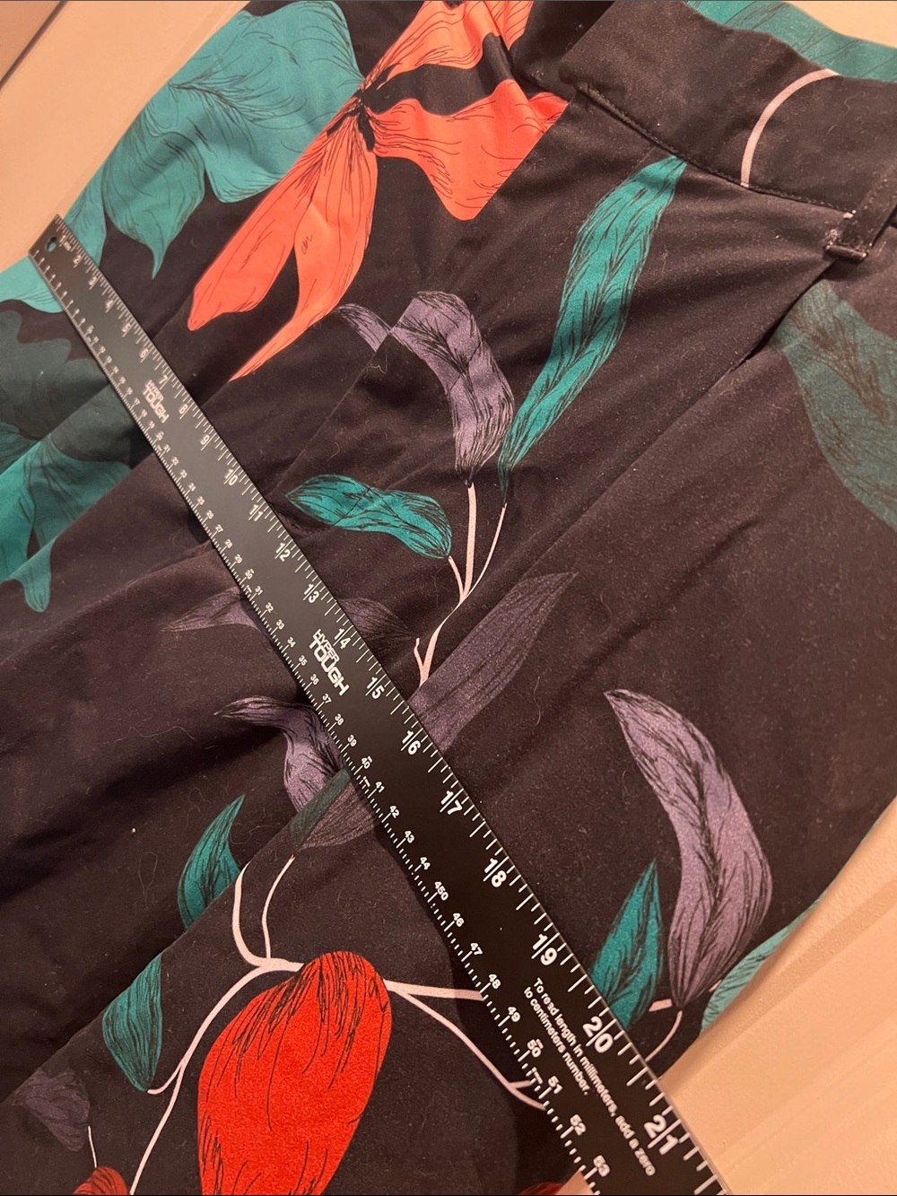 The Kit | Wide-Leg Floral Print Pants in Black with Coral & Teal Blooms - Picture 8 of 11